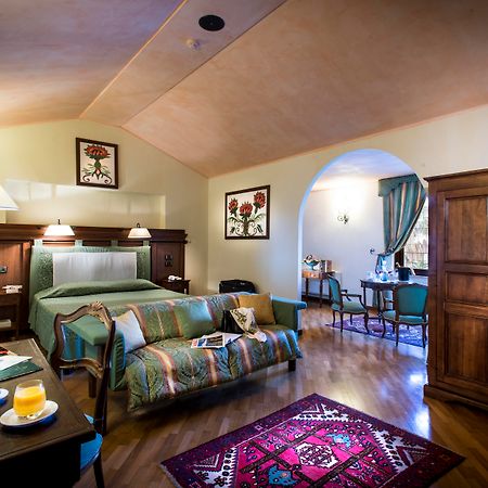 Relais Abbazia Santa Anastasia Resort & Winery 카스텔부오노 외부 사진