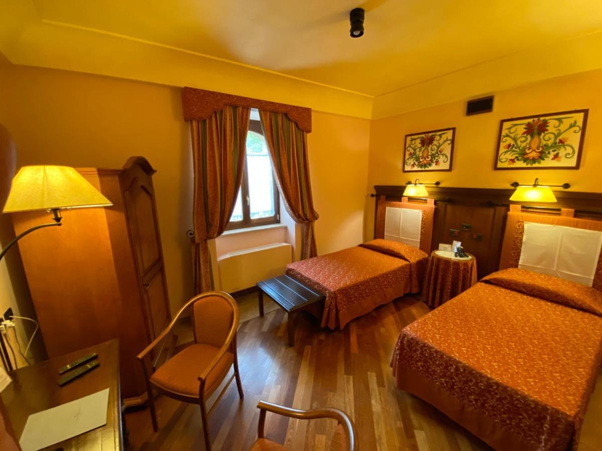 Relais Abbazia Santa Anastasia Resort & Winery 카스텔부오노 외부 사진