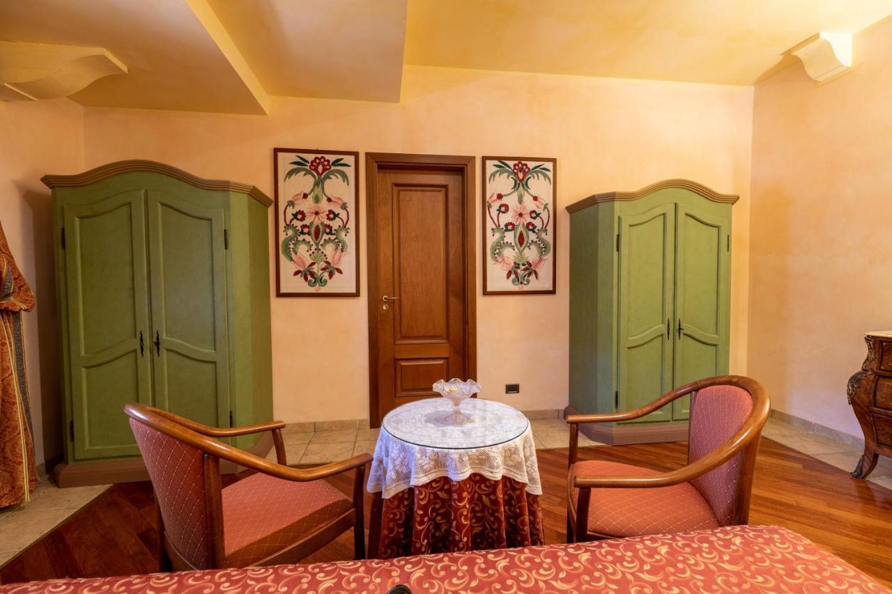 Relais Abbazia Santa Anastasia Resort & Winery 카스텔부오노 외부 사진